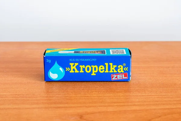 Pruszcz Gdanski Polen April 2020 Kropelka Kleber Gel — Stockfoto