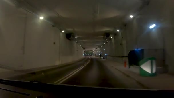 Gdansk Polonia Abril 2020 Conducir Coche Túnel Centro Ciudad Gdansk — Vídeo de stock