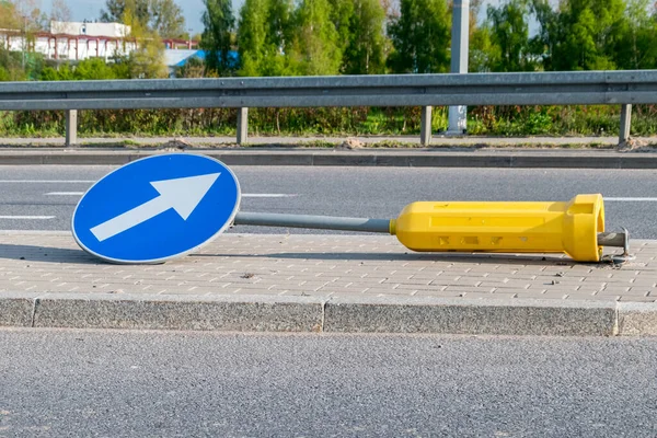 Fallna Vägmärken Marken — Stockfoto