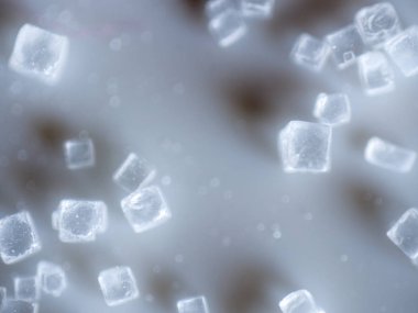 Açık küp tuz kristallerinin karmaşık ortak pişirme madde, koruyucu ve aroması ayrıntılarıyla gösterilen yığını bir aşırı closeup makro mikroskobik görüntü.