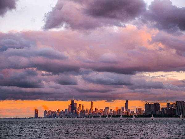 Przepiękny Krajobraz Panoramiczne Zdjęcie Piękną Panoramę Chicago Budynków Horyzont Jeziora — Zdjęcie stockowe