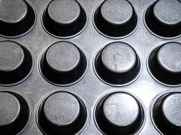 Closeup Fotografia Insaturada Cinzento Metal Cupcake Assadeira Com Forma Circular — Fotografia de Stock
