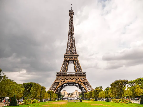 París Francia Septiembre 2017 Torre Eiffel Originalmente Destinada Ser Una — Foto de Stock