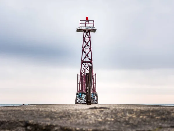 Piękny Krajobraz Fotografia Chicago Patrząc Dół Betonowe Molo Kierunku Czerwonego — Zdjęcie stockowe