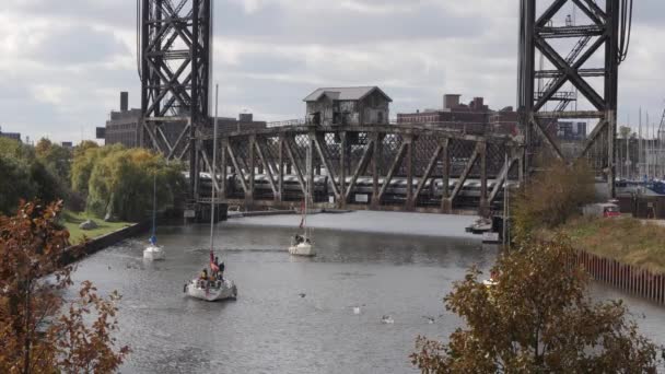 Chicago Noviembre 2019 Tren Cruza Puente Canal Street Pennsylvania Railroad — Vídeos de Stock