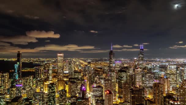 Невероятное Воздушное Ночное Время Истекает Центре Чикаго Высотных Зданий Огнями — стоковое видео