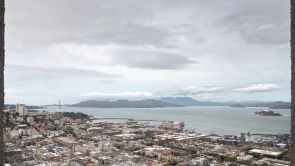 Una Hermosa Vista Aérea Del Puente Golden Gate Bahía San — Vídeos de Stock