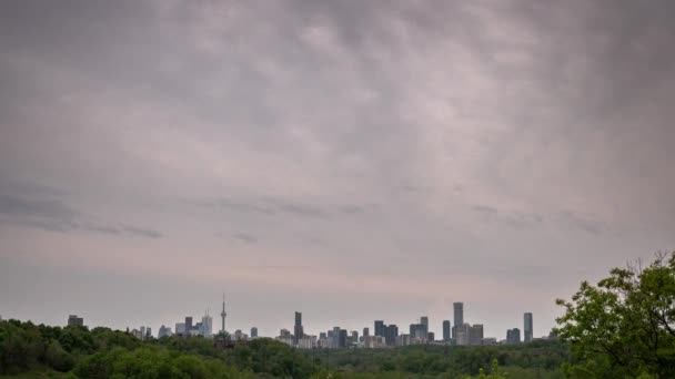 Verticaal Panning Neer Tijdapse Van Skyline Van Stad Toronto Canada — Stockvideo