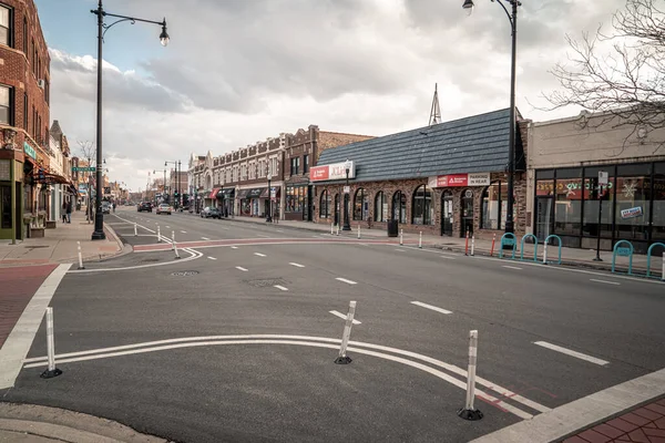 Chicago April 2020 Clark Street Blijft Grotendeels Leeg Rustig Andersonville — Stockfoto