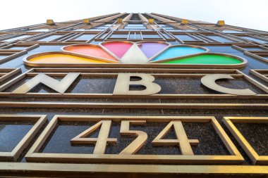 Chicago, IL - 10 Mart 2020: NBC binası ve bağlı stüdyo şu anda Yargıç Mathis ve Jerry Springer, Steve Wilkos ve Steve Harvey de dahil olmak üzere pek çok kişinin evi.,