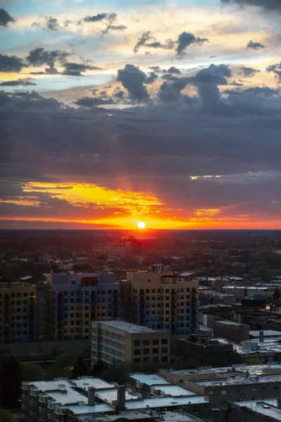 Chicago May 1St 2020 Beautiful Orange Blue Purple Yellow Sunset — Stock Photo, Image