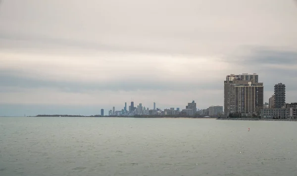 Panoramautsikt Över Staden Chicago Skyline Från Loyola Park Norra Sidan — Stockfoto