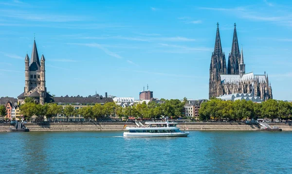 Voyage à Cologne en été — Photo