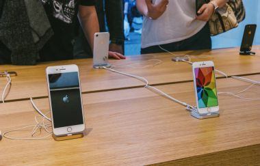 iphone 8 ve 8, artı ve yeni Apple ürünleri satış resmi Apple Store iphone tanıtımı