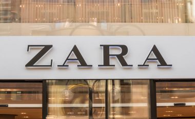  Bir mağaza logosuna Zara