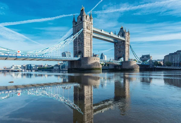 View Tower Bridge Morning London Идеально Подходит Сайтов Журналов Макетов — стоковое фото