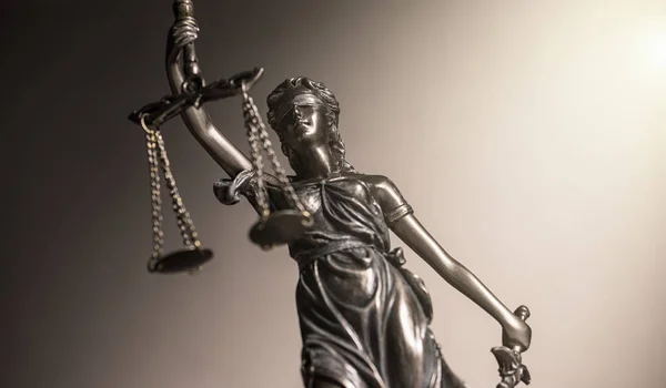 Άγαλμα της δικαιοσύνης νόμου έννοια εικόνας — Φωτογραφία Αρχείου