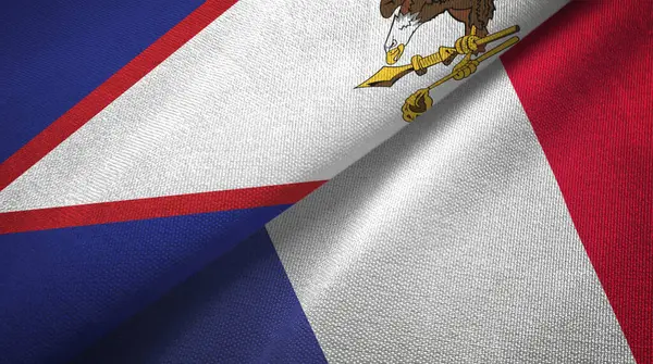 Amerikanska Samoa och Frankrike två flaggor textil duk, textur — Stockfoto