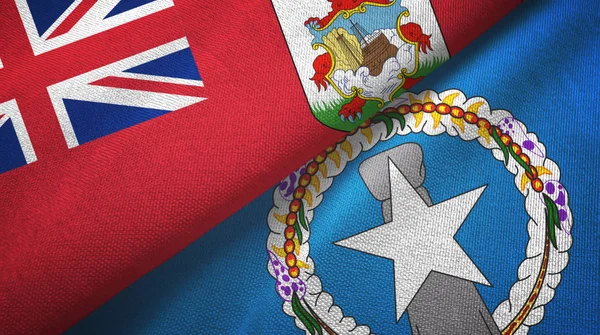 Bermuda és Északi-Mariana-szigetek két zászló textil ruha, szövet textúra — Stock Fotó