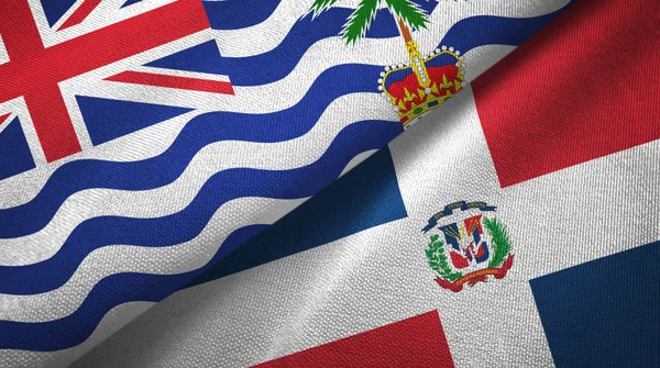 Βρετανική Ινδική επικράτεια και Δομινικανή Δημοκρατία δύο σημαίες ύφασμα — Φωτογραφία Αρχείου