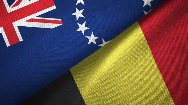 Islas Cook y Bélgica dos banderas tela textil, textura de la tela — Foto de Stock