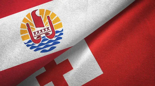 Franska Polynesien och Tonga två flaggor textilduk, textur — Stockfoto