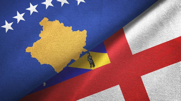 Kosova ve Herm tekstil kumaşı ve kumaş dokusuna iki bayrak dikti