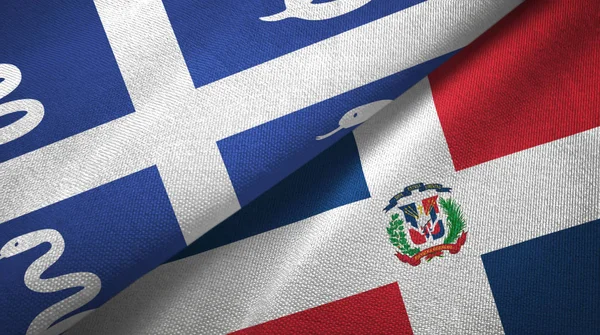 Martinique slang en Dominicaanse Republiek twee vlaggen textiel doek, stof textuur — Stockfoto