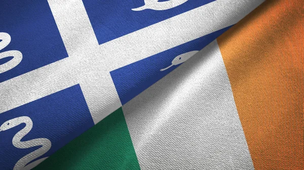 马提尼克岛蛇和爱尔兰两旗纺织品，面料质感 — 图库照片
