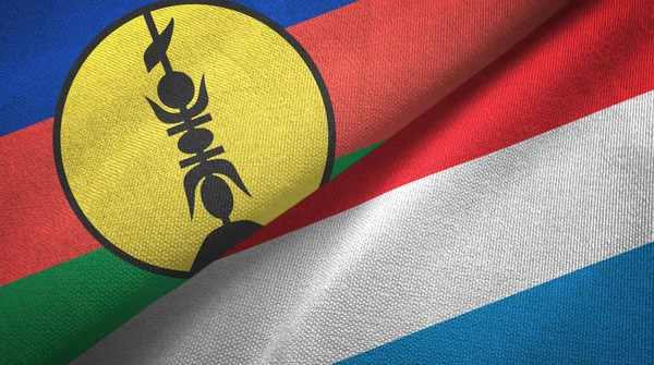 新喀里多尼亚和卢森堡两国国旗面料质地 — 图库照片