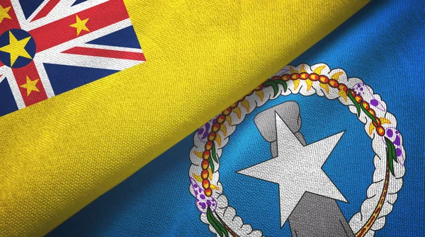 纽埃岛和北马里亚纳群岛两旗纺织品，面料质感 — 图库照片