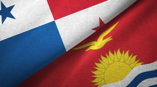 Panama en Kiribati twee vlaggen textiel doek, stof textuur — Stockfoto