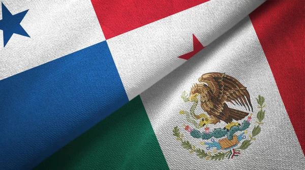 Panamá y México dos banderas de tela textil, textura de tela — Foto de Stock