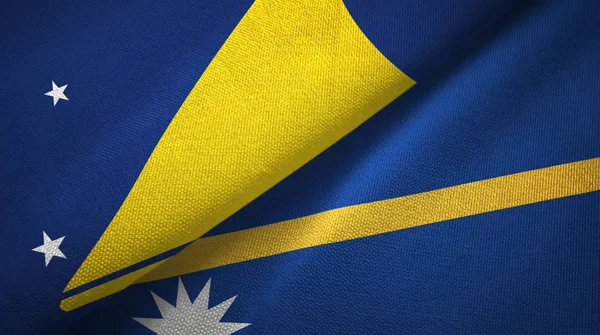 Tokelau és Nauru két zászlós textilszövet, szövet textúra — Stock Fotó