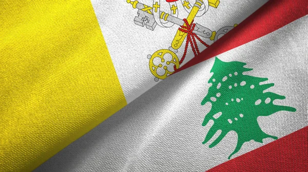 Watykan i Liban dwie flagi tkaniny tekstylne, tekstura tkaniny — Zdjęcie stockowe
