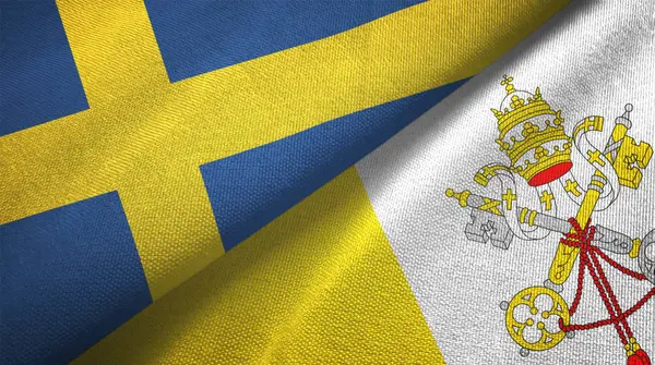Szwecja i Watykan dwie flagi tkaniny tekstylne, tekstura tkaniny — Zdjęcie stockowe