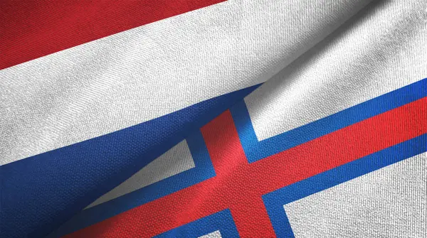 Paesi Bassi e Isole Faroe due bandiere tessuto, tessitura tessuto — Foto Stock