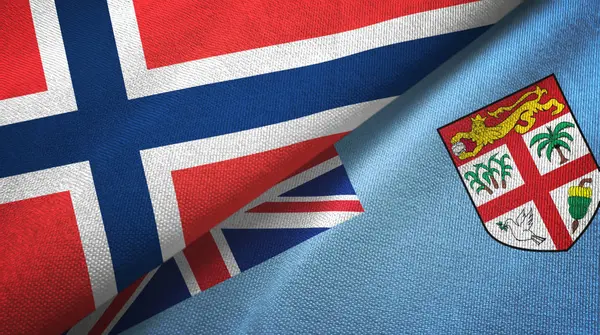 Noorwegen en Fiji twee vlaggen textiel doek, stof textuur — Stockfoto