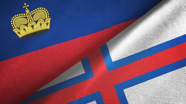 Liechtenstein és Feröer-szigetek két zászlós textilszövet, szövet textúra — Stock Fotó