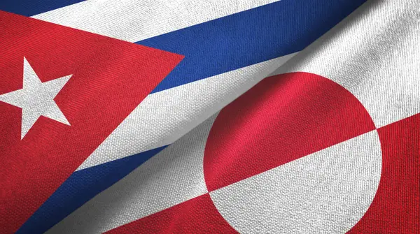 Cuba e Groenlândia duas bandeiras de pano têxtil, textura de tecido — Fotografia de Stock