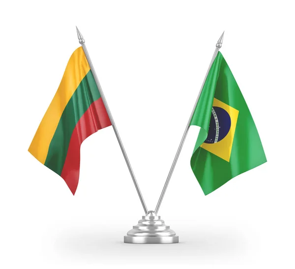 Bandeiras de mesa Brasil e Lituânia isoladas em renderização 3D branca — Fotografia de Stock
