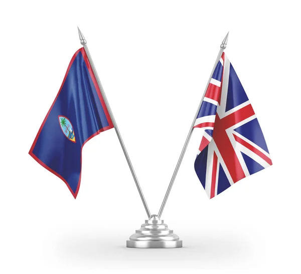 Bandeiras de tabela do Reino Unido e Guam isoladas em renderização 3D branca — Fotografia de Stock
