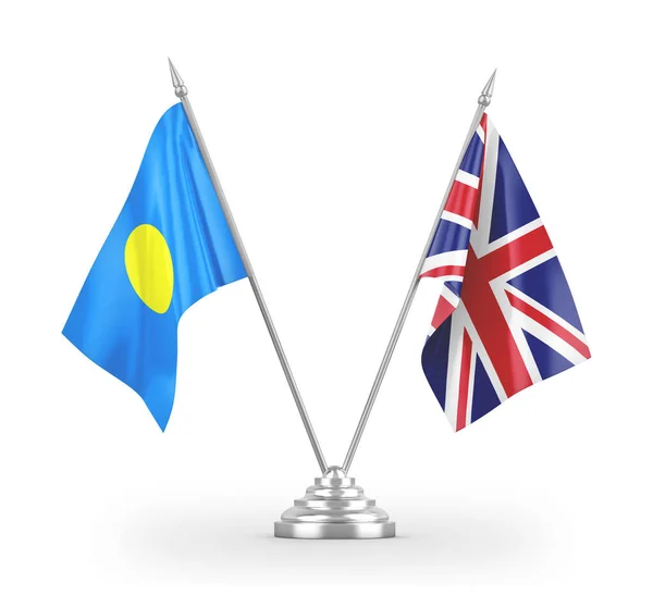 Bandeiras de mesa do Reino Unido e Palau isoladas em renderização 3D branca — Fotografia de Stock