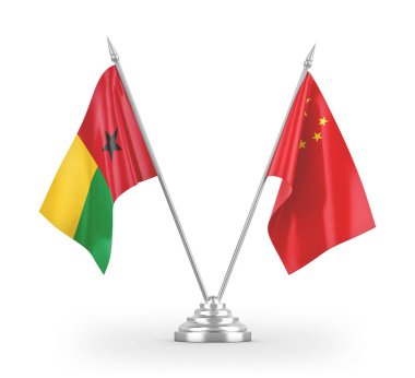 Çin ve Gine-Bissau masa bayrakları beyaz 3D görüntüleme üzerinde izole