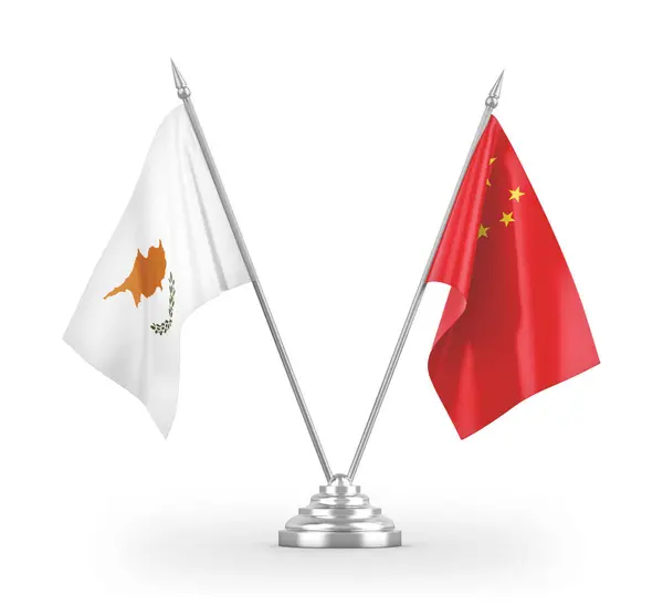 白い3Dレンダリングに隔離された中国とキプロスのテーブルフラグ — ストック写真
