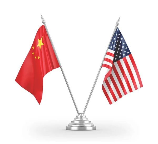 United States and China table flags isolated on white 3D rendering — Stock Photo, Image