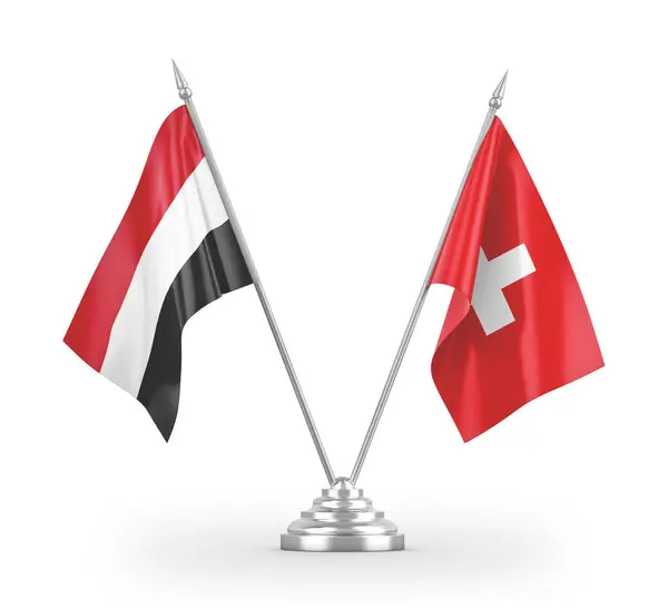 Zwitserland en Jemen tafelvlaggen geïsoleerd op witte 3d rendering — Stockfoto
