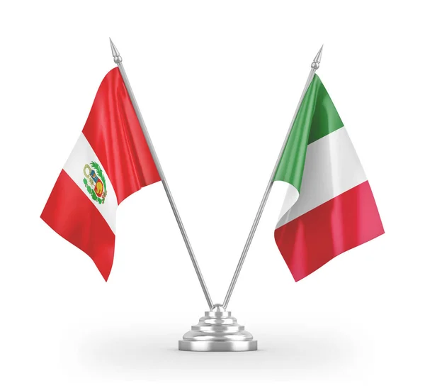 Flagi stołowe Włochy i Peru izolowane na białym 3d renderowania — Zdjęcie stockowe