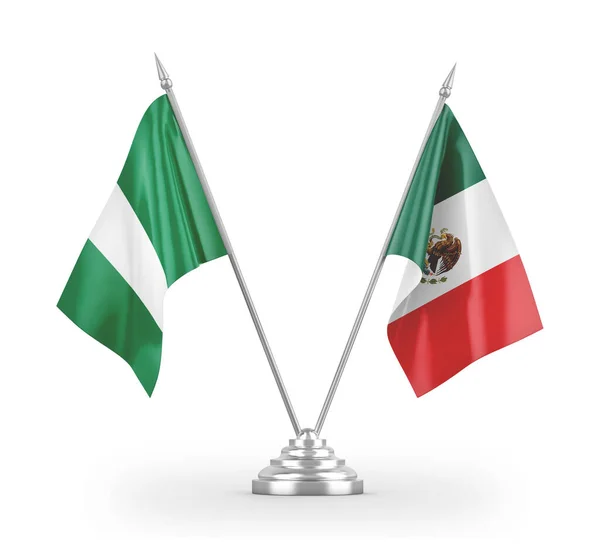 Banderas de mesa de México y Nigeria aisladas en renderizado 3D blanco — Foto de Stock