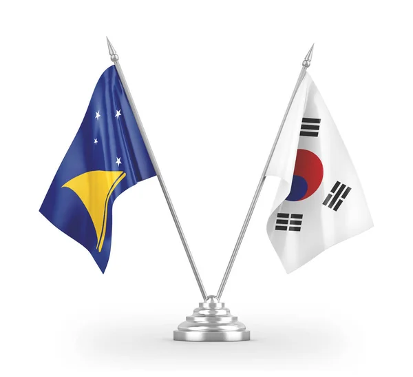 Bandiere da tavolo Corea del Sud e Tokelau isolate su rendering 3D bianco — Foto Stock